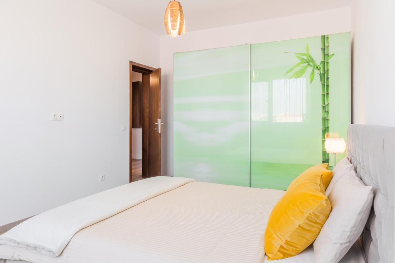Lovely Apartment With City View Bucareste Exterior foto