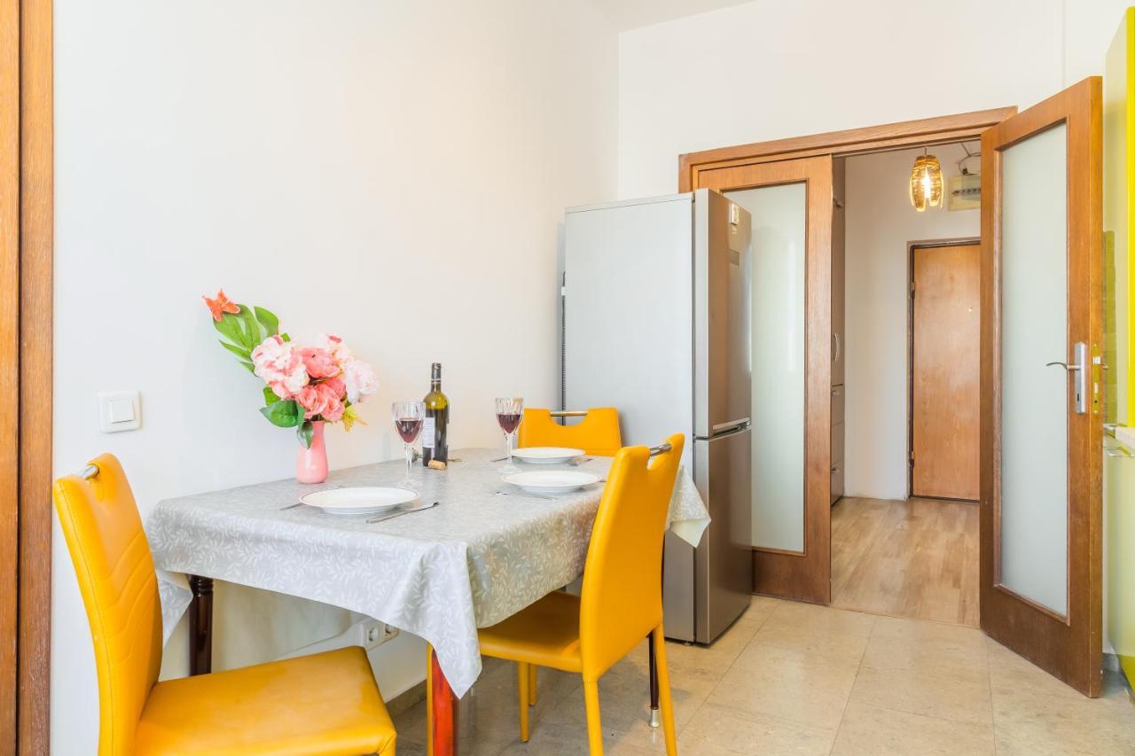 Lovely Apartment With City View Bucareste Exterior foto