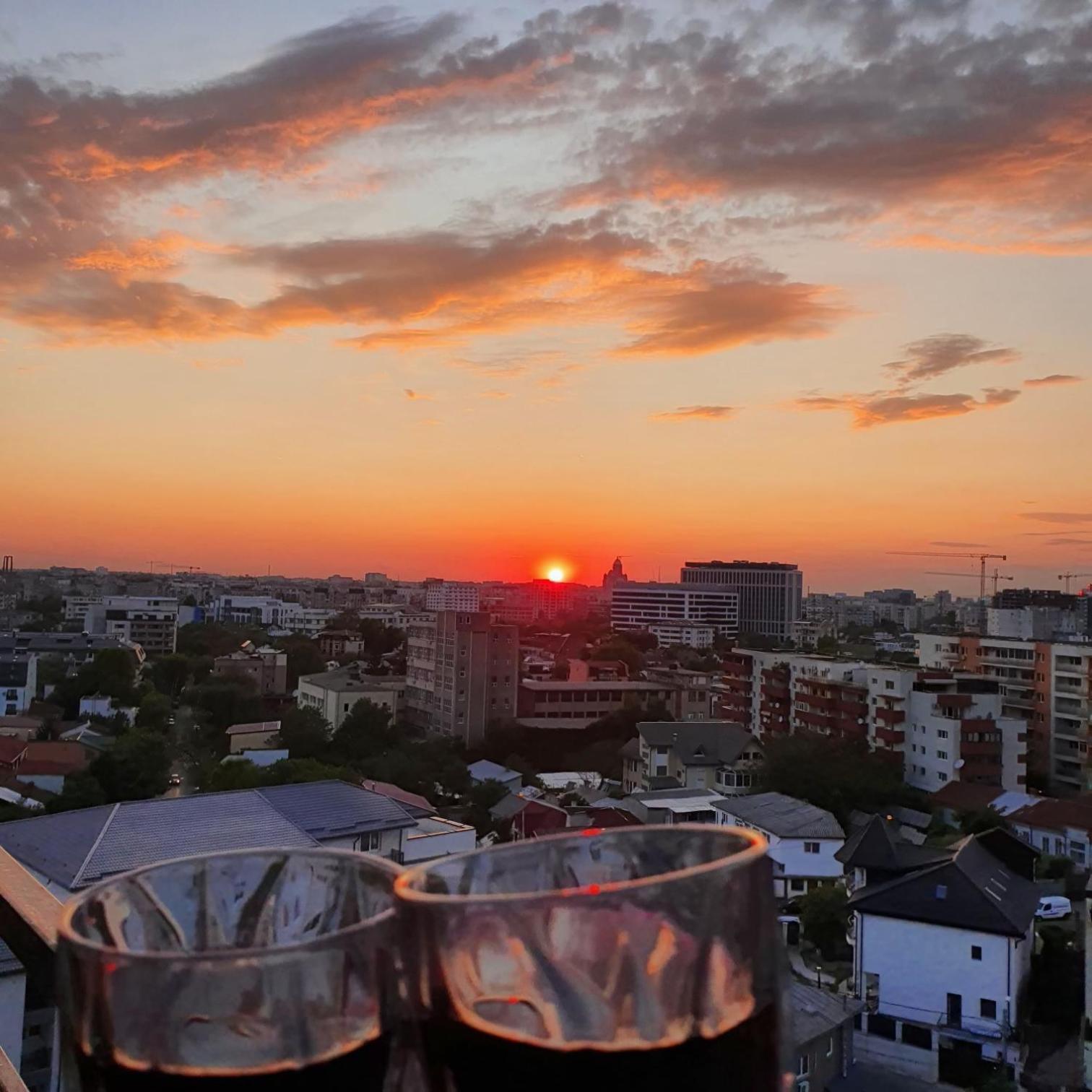 Lovely Apartment With City View Bucareste Exterior foto